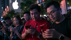 Xitoyda yangi iPhone 18 Pro smartfonlarining ilk partiyasi sotib bo'lindi