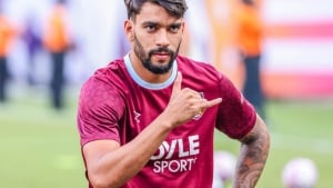 Lukas Paketa Vest Hemni yozda tark etadi