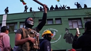 Boliviyada ommaviy noroziliklar sabab favqulodda holat joriy etildi