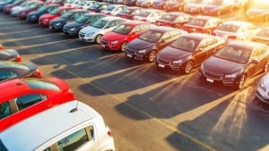 Black cars heat the air in the city more.
