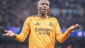 Real Vinisiusni maosh pasaytmasa sotadi