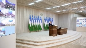 Медицинским работникам установлены награды, льготы и поощрения