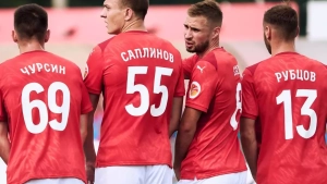 Kostroma Spartak futbolchilari MMA bilan shug‘ullanmoqda