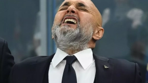 Fenerbaxche murabbiylikka ikki taklifni rad etdi