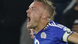 Jamie Vardy wants to meet with Ranieri