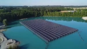 Germaniyada birinchi vertikal quyosh stansiyasi ishga tushdi