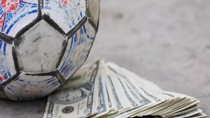 UEFA milliy chempionatlarni chet elda o‘tkazishni kechiktirdi