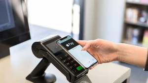 T-bank mijozlari iPhone orqali internetsiz to'lov qilish imkoniga ega bo'ldi