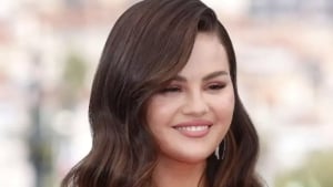 Selena Gomez Inside Out multfilmini maqtadi
