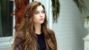 Afra Sarachoglu returns to the screens with a new series: the actress will play the lead role in the "Pera" project