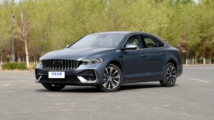 Xitoyda yangi «Geely» gibrid sedani hamyonbop narxda sotila boshladi