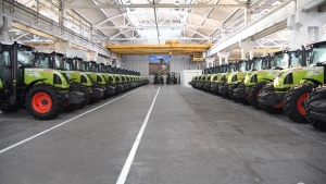 The President signed a decree on the full mechanization of cotton harvesting