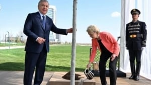 Mirziyoyev meets with European leaders in Brussels
