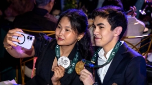 Бибисора в беседе с узбекскими поклонниками говорила о хлебе и дружбе