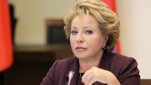 Russia encourages women to have children early