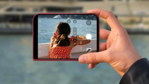 Xiaomi yangi buklanuvchi smartfonining texnik jihatlarini eʼlon qildi