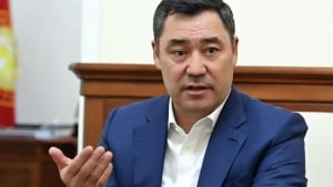 Japarov ayollar va bolalar uchun o‘lim jazosini taklif qildi