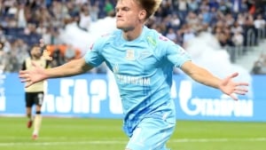 Adamov Shilov debyutini ijobiy baholadi, ehtiyotkorlikka chaqirdi