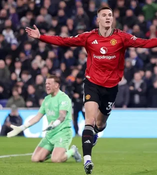 Sheshko's goal brought victory to Manchester United