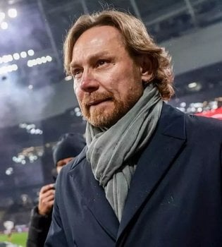 Karpin Barinovni imkoniyatni boy bergani uchun tanqid qildi
