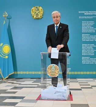 В Казахстане прошел референдум по новой Конституции