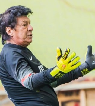 Rinat Dasaev evaluated Matvey Safonov's game