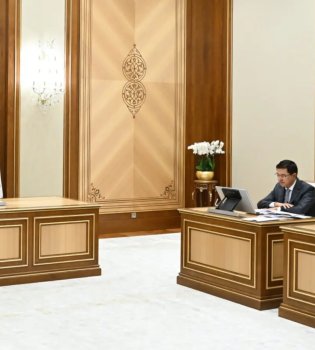 Navoiy viloyati rivoji uchun 4,2 mlrd dollar investitsiya ajratiladi