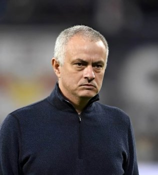 Linkoln Mourinyuni hurmatsizlikda aybladi