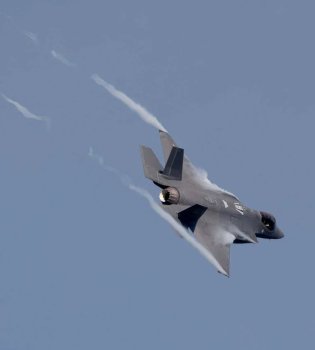 US F-35 fighter jet shot down over Iranian territory