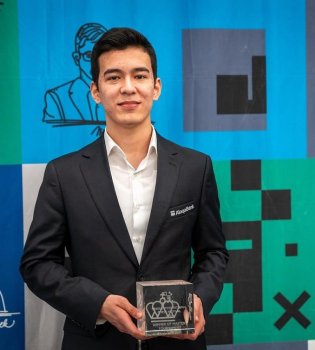 Нодирбек Абдусатторов выиграл шахматный турнир в Праге