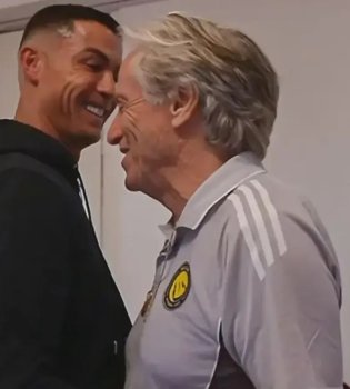 Ronaldu "Al-Nasr"da qolsa, murabbiy ham qoladi