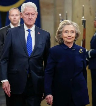 Клинтоны отвергли обвинения по делу Эпштейна