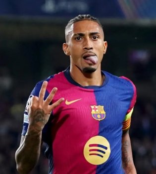 Raphinha Named UEFA Champions League Player of the Week