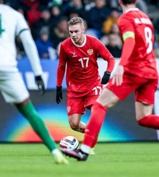 Kamotschi Rossiyadan Yevropaga ketadigan futbolchilarni aytdi