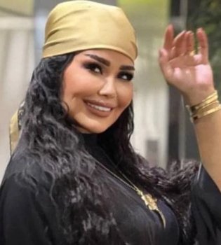 Xizmat ko'rsatgan artist Hosila Rahimova ellik bir yoshni qarshi oldi