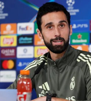 Arbeloa expressed concern about Guardiola's unexpected decisions.
