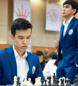 Nodirbek Abdusattorov va Javohir Sindarov jahonning kuchli beshligiga kirdi