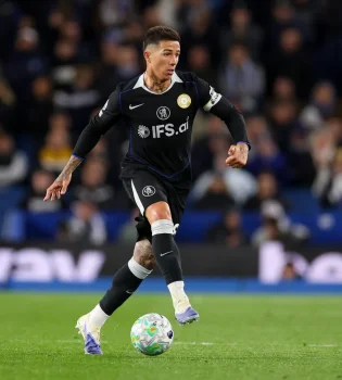 Manchester City considering potential transfer of Enzo Fernandez