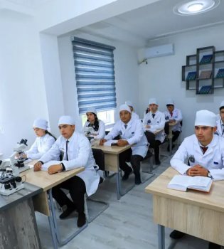В Узбекистане отменяется супер контракт в медицине