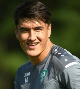 Эльдор Шомуродов вернулся в сборную, началась подготовка