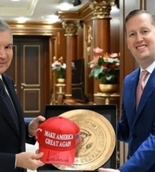 Мирзиёев принял представителей США, обсудил сотрудничество