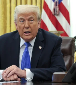 Donald Trampning reytingi rekord darajada 37 foizga tushib ketdi