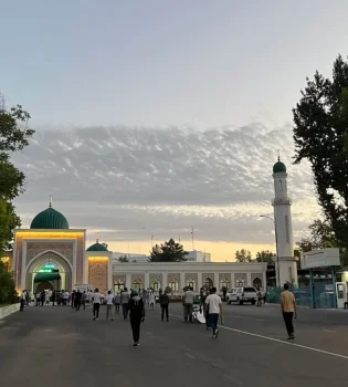В праздник Ураза-байрам в Узбекистане ожидается нестабильная погода