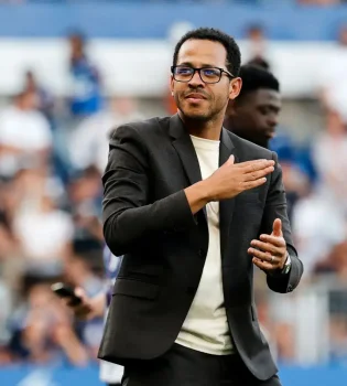 В Премьер-лиге разгорается спор тренеров по стандартным положениям