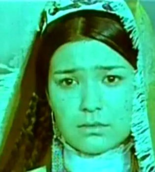 Гульчехра Садуллаева раскрыла секрет поцелуйной сцены в сериале «Прошедшие дни»