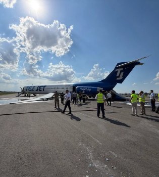 В Бишкеке полет приостановлен из-за испытания взлетно-посадочной полосы.
