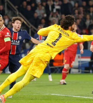 ПСЖ обыграл Ливерпуль в четвертьфинале Лиги чемпионов