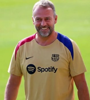 Тренер «Барселоны» Флик признан лучшим тренером марта