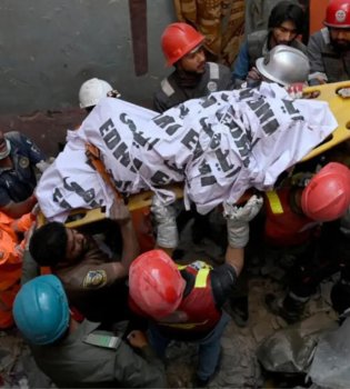 Karachida gaz portlashi: 16 kishi halok bo‘ldi