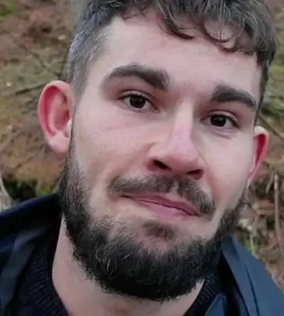 Восьмидневный мужчина, не спавший, испытал психическое расстройство